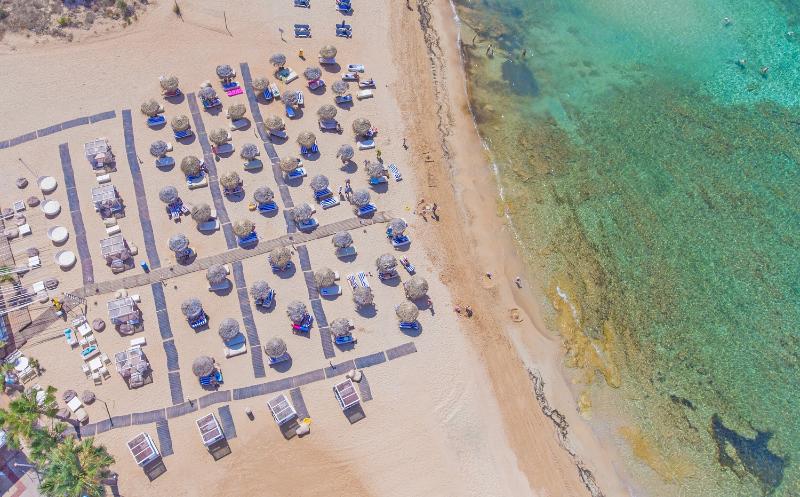 The Dome Beach Hotel & Resort - Plaj