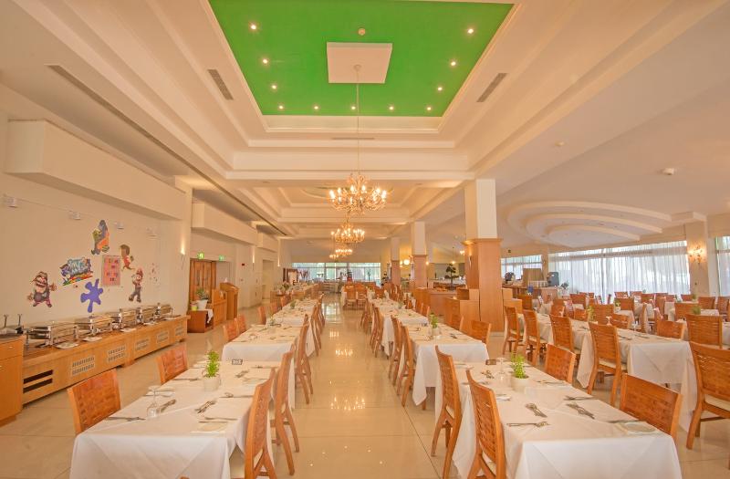 The Dome Beach Hotel & Resort - Restoran