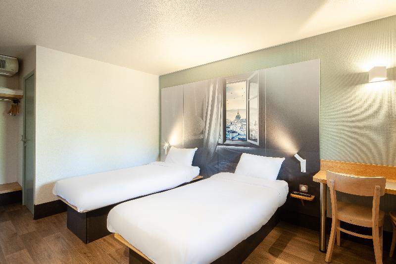 B&B HOTEL PONTAULT COMBAULT - Oda