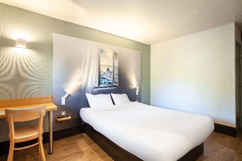 B&B HOTEL PONTAULT COMBAULT - Oda