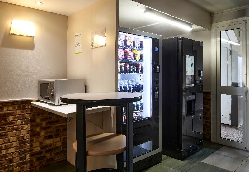 B&B HOTEL Saclay - Lobi