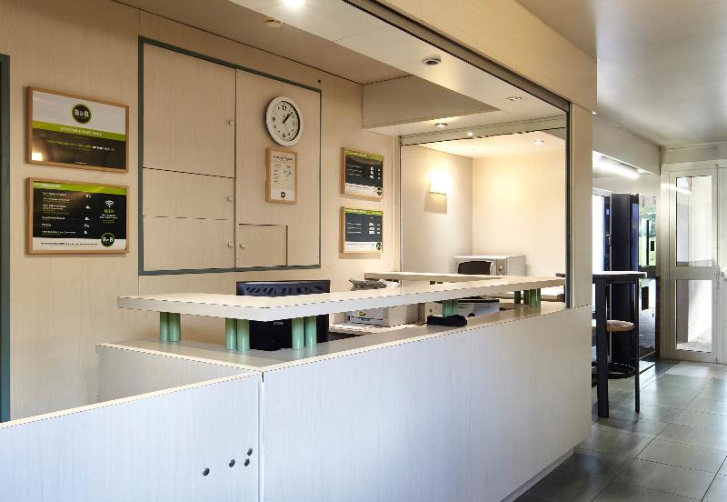 B&B HOTEL Saclay - Genel