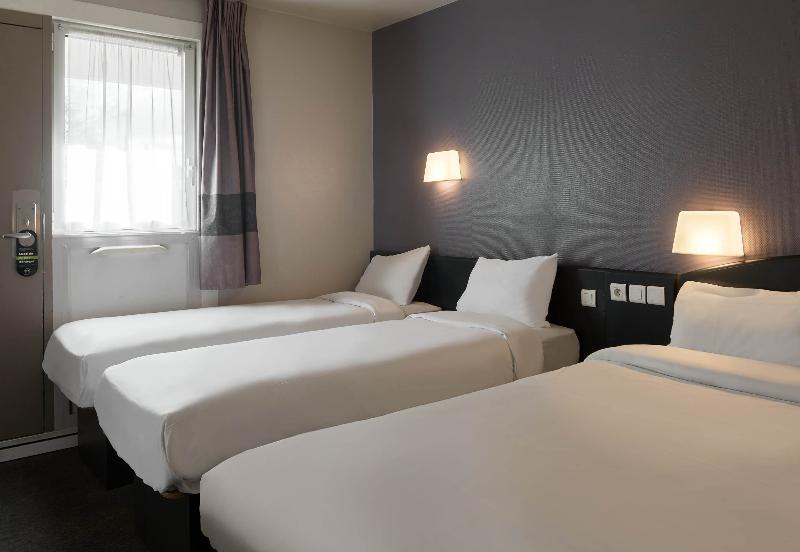 B&B HOTEL Saclay - Oda