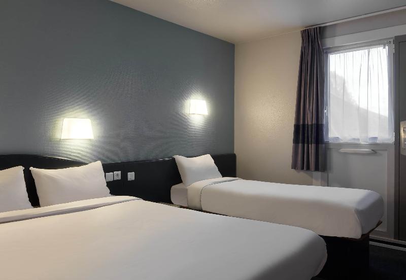 B&B HOTEL Saclay - Oda
