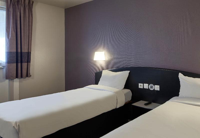 B&B HOTEL Saclay - Oda