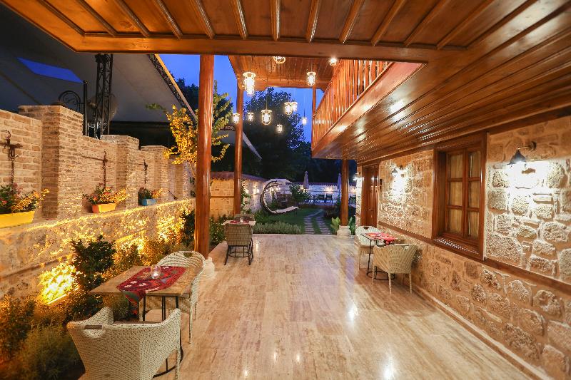 Char Me Boutique Hotel - Lobi