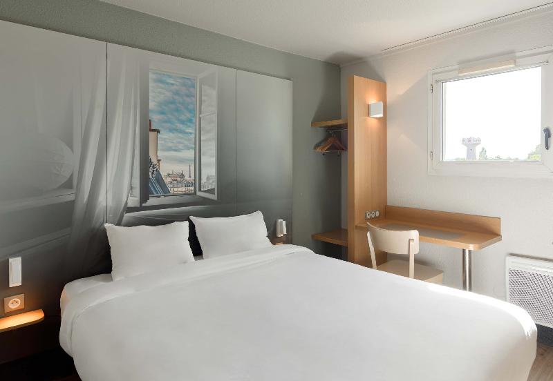 B&B HOTEL MONTLHERY - Oda