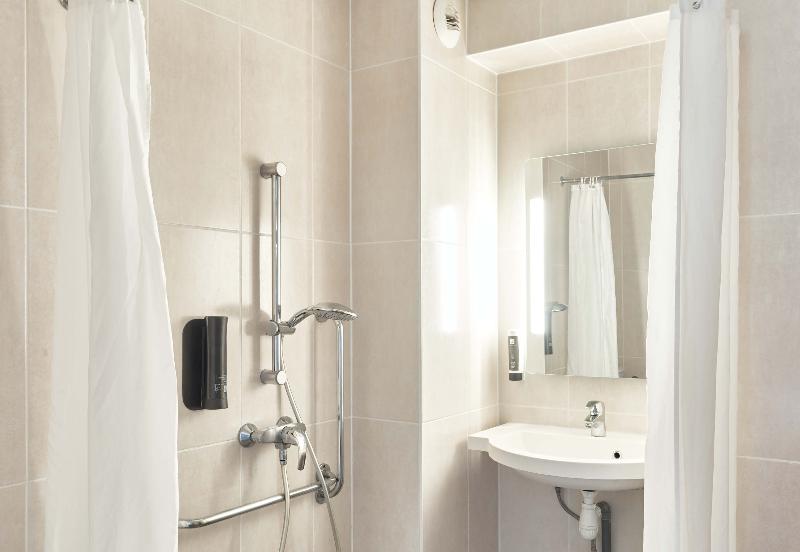 B&B HOTEL MONTLHERY - Oda