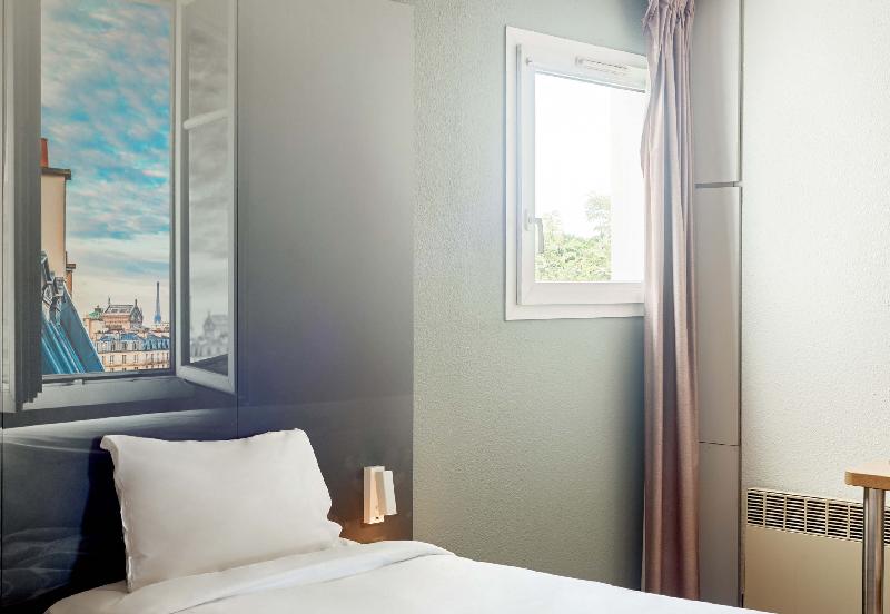 B&B HOTEL MONTLHERY - Oda