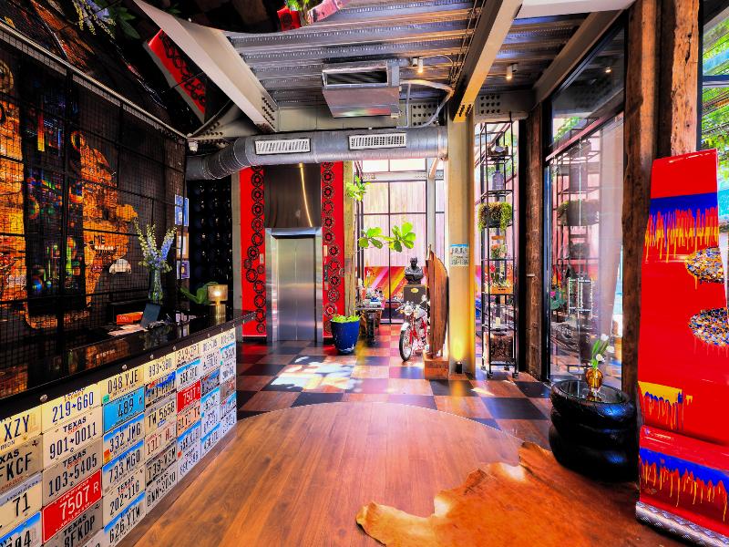 Mestyle Garage Hotel Bangkok - Lobi