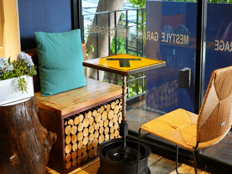 Mestyle Garage Hotel Bangkok - Lobi