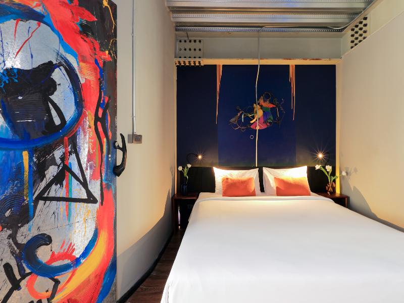 Mestyle Garage Hotel Bangkok - Oda