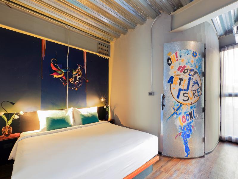 Mestyle Garage Hotel Bangkok - Oda