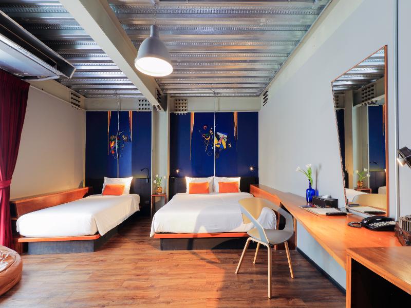 Mestyle Garage Hotel Bangkok - Oda