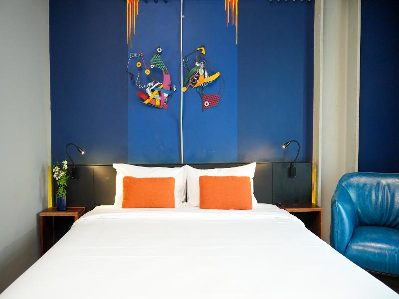 Mestyle Garage Hotel Bangkok - Oda