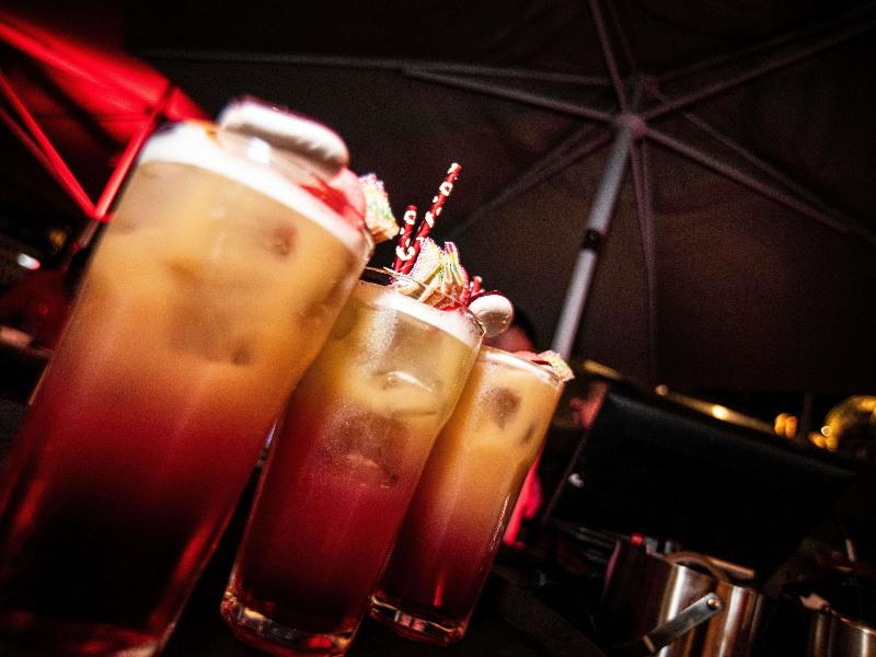 ibis styles Lausanne center Madhouse - Bar