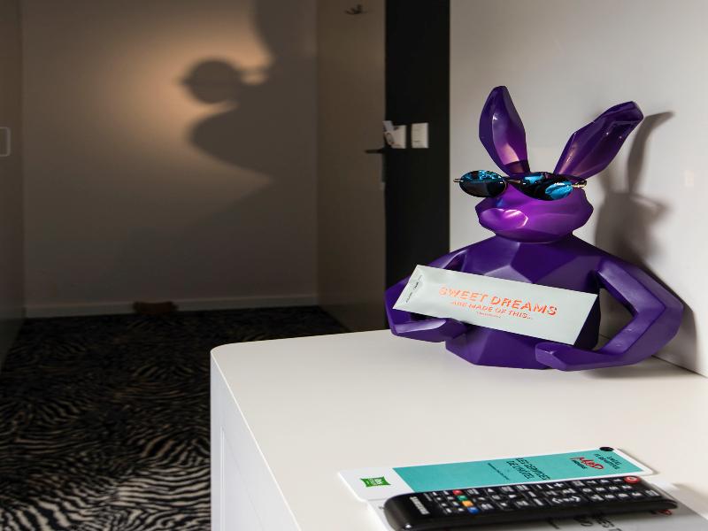 ibis styles Lausanne center Madhouse - Oda