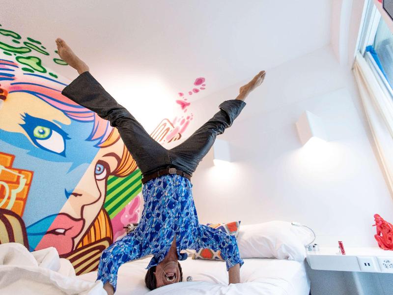 ibis styles Lausanne center Madhouse - Oda