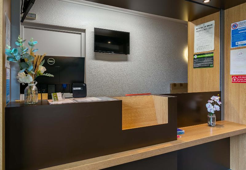 B&B HOTEL STRASBOURG Nord Artisans - Lobi