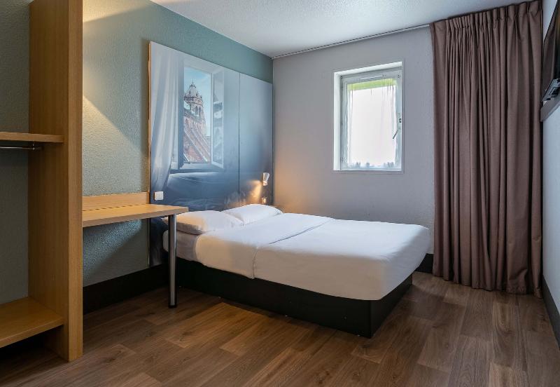 B&B HOTEL STRASBOURG Nord Artisans - Oda