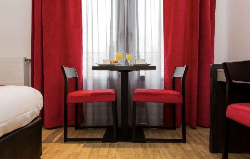 Appart Hotel Odalys City Paris Montmartre - Restoran