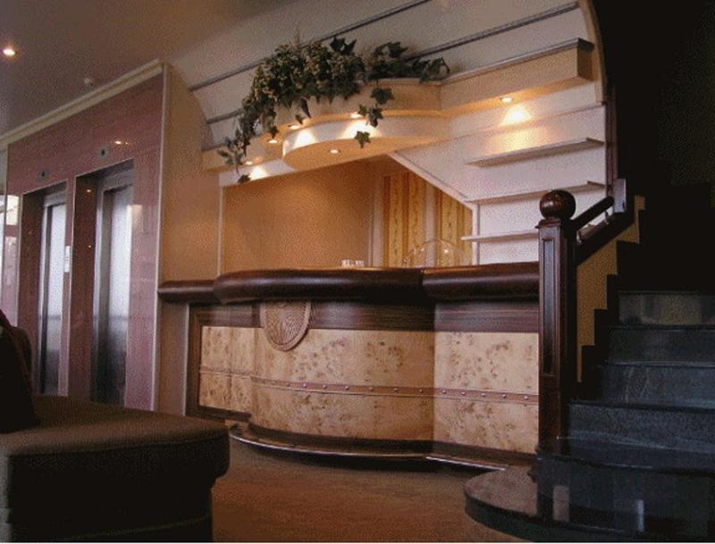 Funda Hotel - Lobi