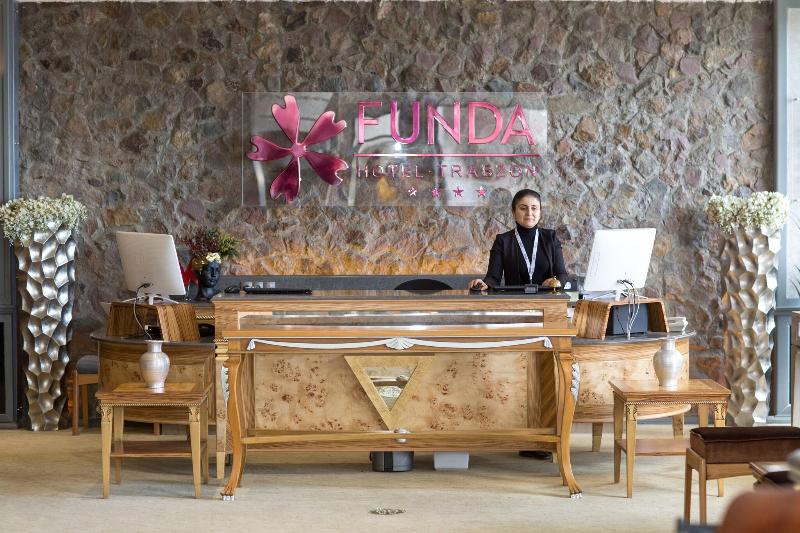 Funda Hotel - Lobi
