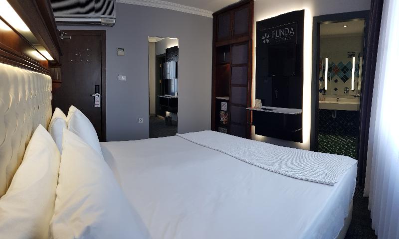 Funda Hotel - Oda
