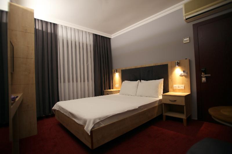Funda Hotel - Oda