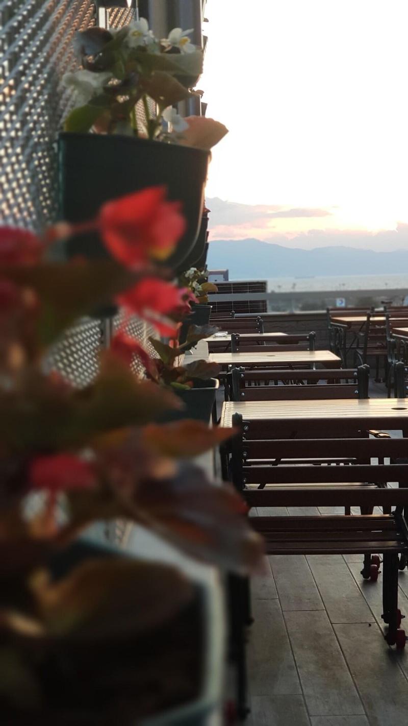 Funda Hotel - Teras