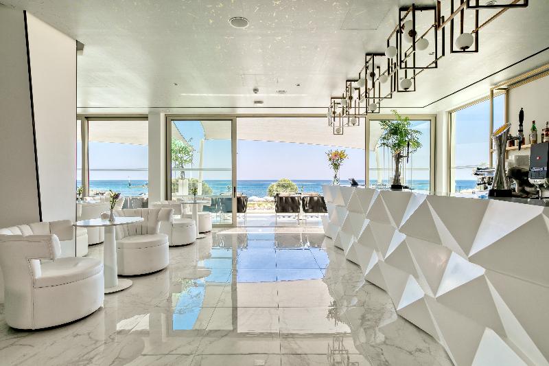 Ivi Mare - Designed for adults - Bar