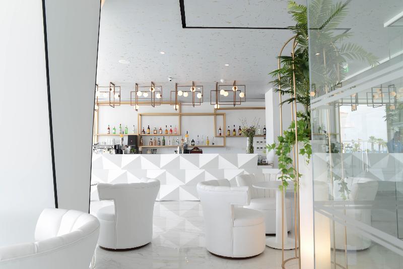 Ivi Mare - Designed for adults - Bar