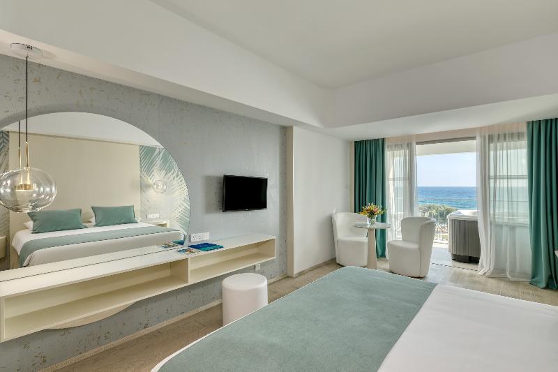 Ivi Mare - Designed for adults - Oda