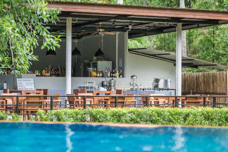 Phangan Akuna - Restoran