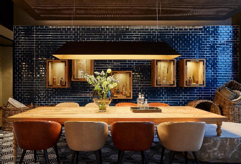 Hotel Indigo Berlin - East Side Gallery - Lobi