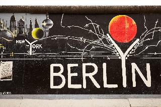 Hotel Indigo Berlin - East Side Gallery otel fotoğrafı