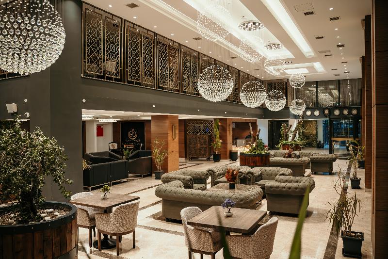 Grand Vaves Hotel - Lobi
