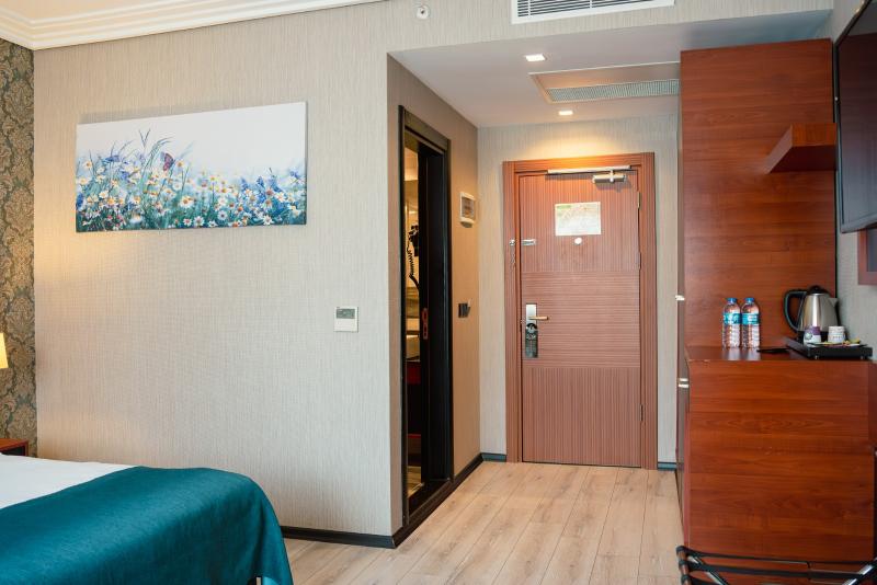 Grand Vaves Hotel - Oda