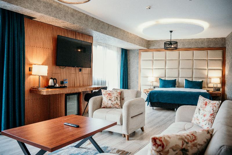 Grand Vaves Hotel - Oda