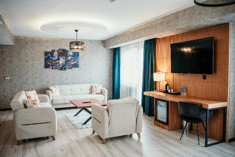 Grand Vaves Hotel - Oda