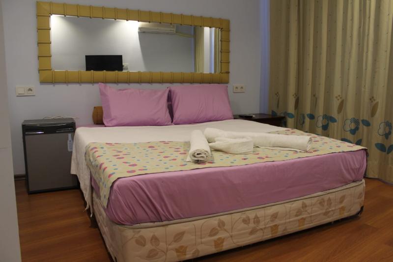 Gvar Apart Otel - Oda