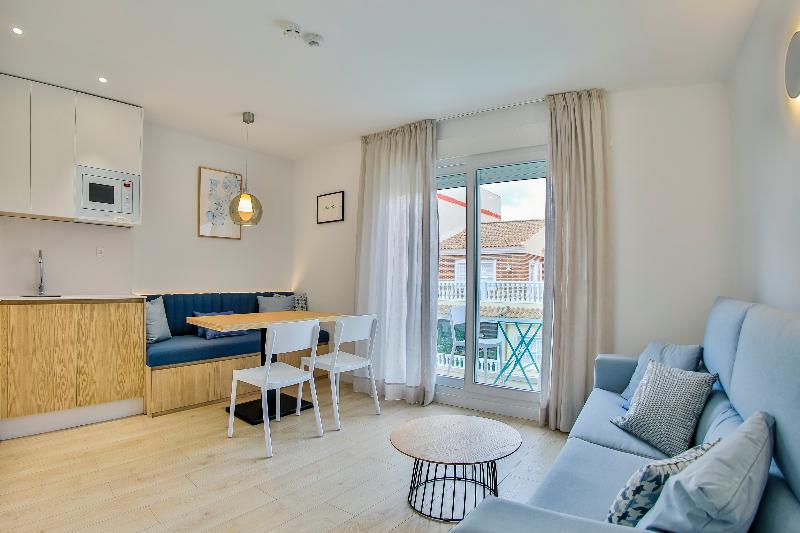 Apartamentos 525 Los Alcazares - Oda