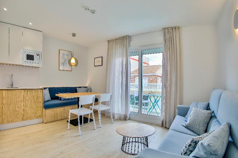 Apartamentos 525 Los Alcazares - Oda