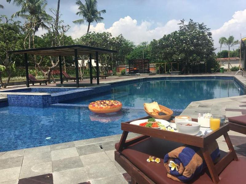 Brits Resort Lovina - Havuz