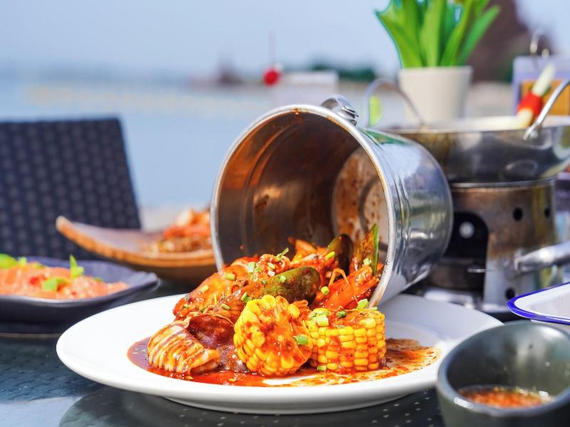 Mayaana Beach Resort Pattaya - Restoran