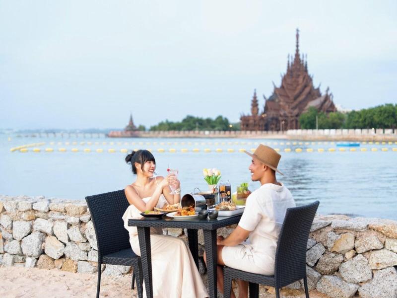 Mayaana Beach Resort Pattaya - Restoran