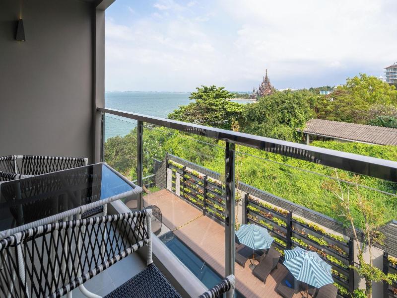 Mayaana Beach Resort Pattaya - Teras