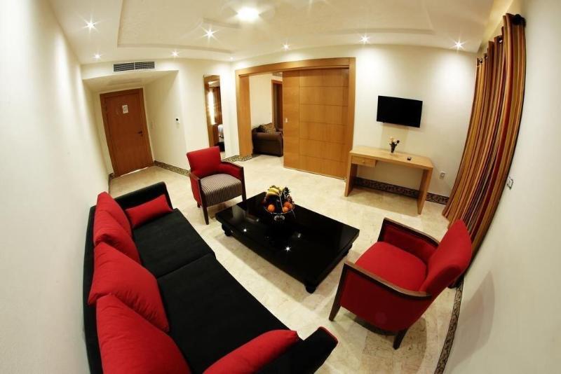Julius Hotel - Oda