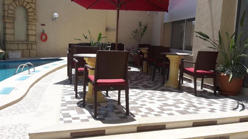 Julius Hotel - Teras