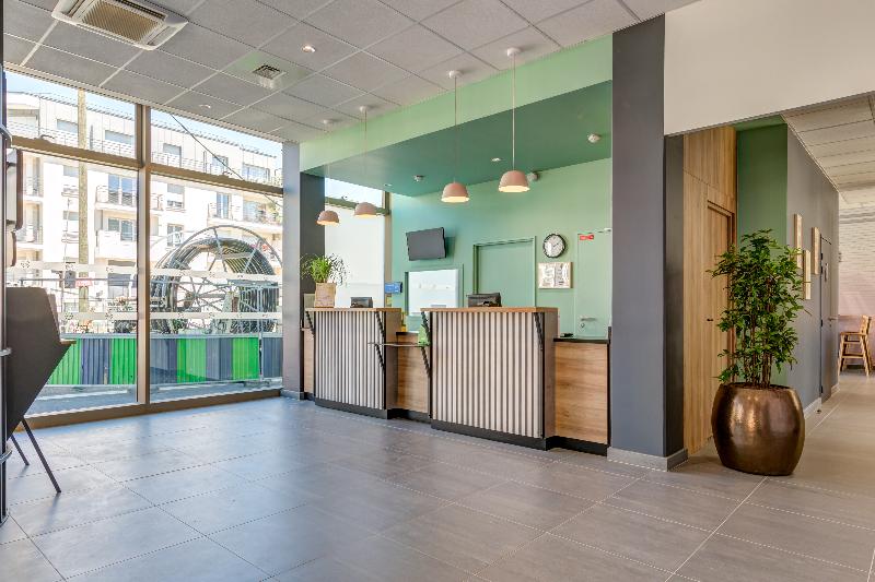 B&B HOTEL PARIS SUD CHATENAY MALABRY - Lobi
